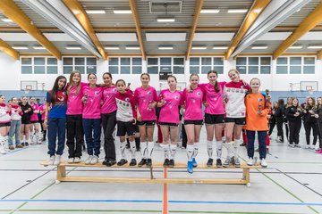 Bild 35 - B-Juniorinnen 2 Loewinnen Cup